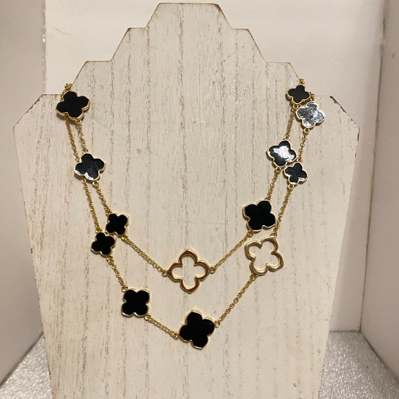 NECKLACE - Picture 2 of 6